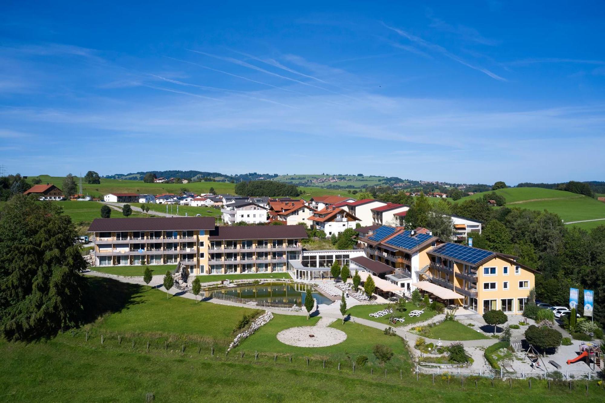 Hotel Nesselwanger Hof Екстериор снимка