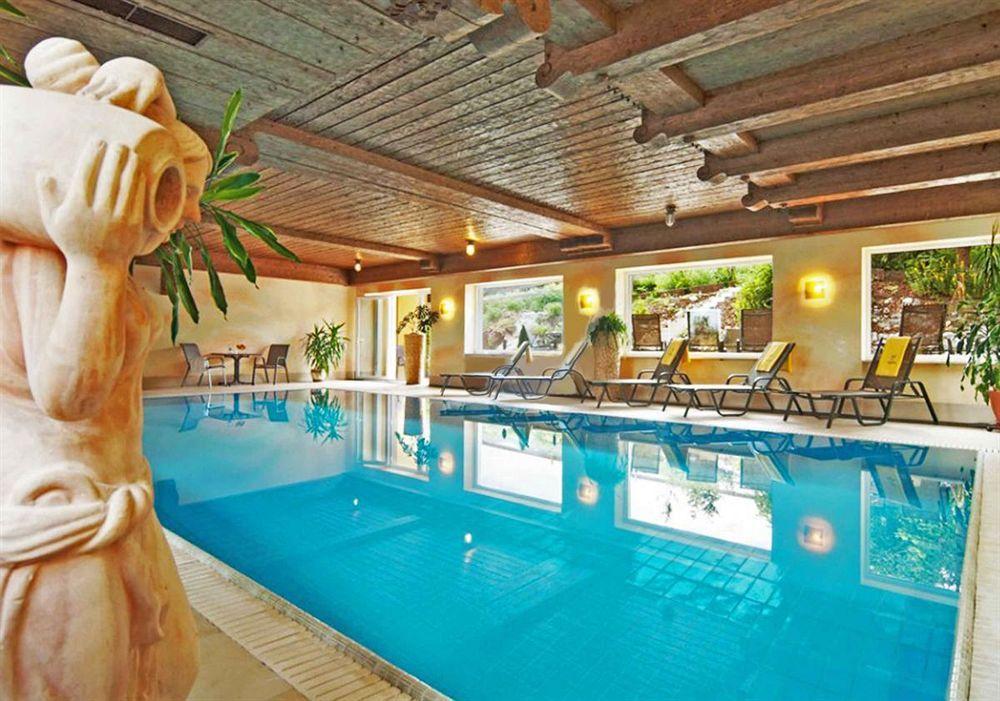 Hotel Nesselwanger Hof Екстериор снимка