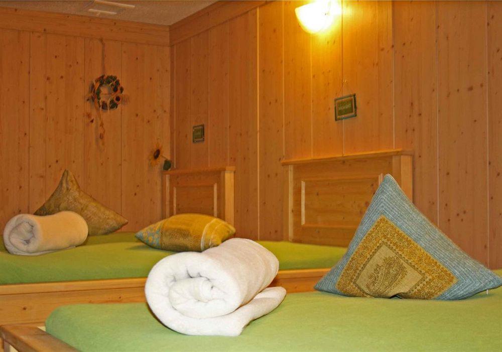 Hotel Nesselwanger Hof Екстериор снимка