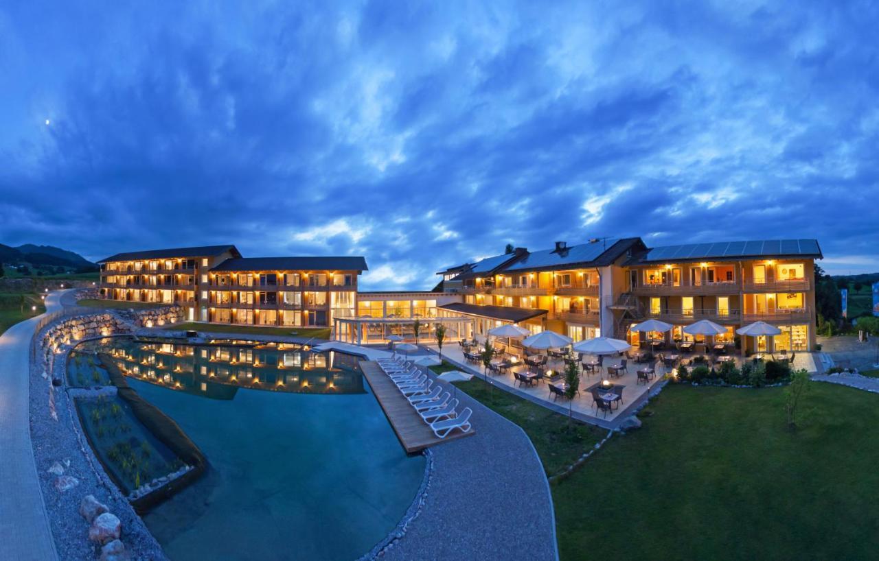 Hotel Nesselwanger Hof Екстериор снимка